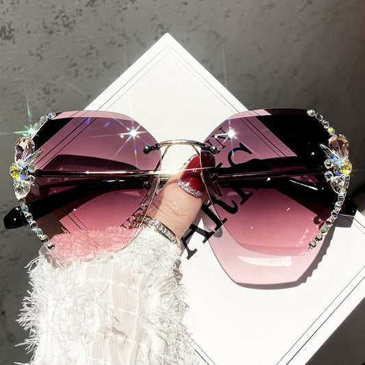 2022 Luxury Brand Design Vintage Rimless Rhinestone Sunglasses Women